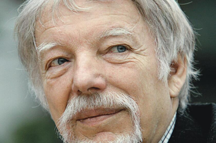Religion totale : Racines et formes du radicalisme puritain